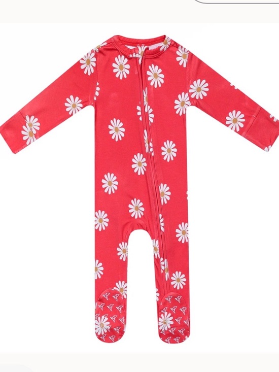 Copper Pearl Other - Copper Pearl Jessa Bamboo Zip Up Footie 12-18 Months Red Daisy Print